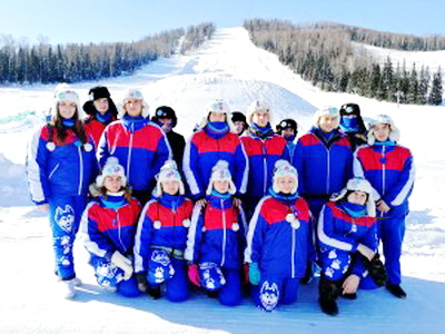 Бойцы «Снежного десанта» побывали в губернском центре горнолыжного спорта и сноуборда