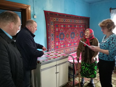 В День Победы труженик тыла из Таштагольского района получила сертификат на квартиру