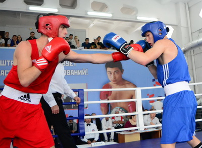 В Таштаголе завершились открытые соревнования по боксу памяти Юрия Айларова