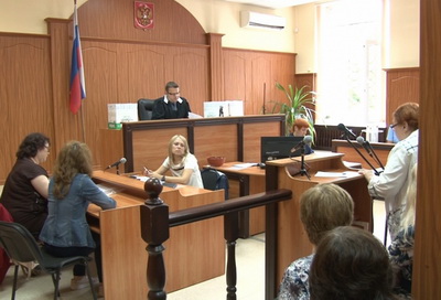 В Кемерово директор турфирмы осуждена за обман клиентов 