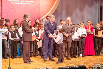 В Осинниках завершился V Всероссийский конкурс исполнителей на народных инструментах 