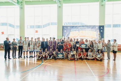 В Кузбассе прошел финал чемпионата школьной баскетбольной лиги «КЭС-БАСКЕТ» 