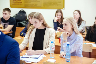 Около 2 млрд рублей получит Кузбасс на реализацию региональных программ «Образование»