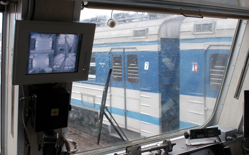 Кузбасские железнодорожники продолжают оснащение переездов современными видеокомплексами