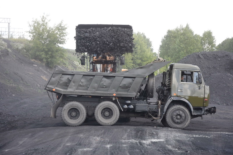 2669 кузбасских семей получили уголь по областной благотворительной акции
