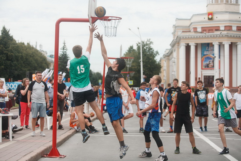 В Кемерове прошли соревнования по баскетболу «Оранжевый мяч»