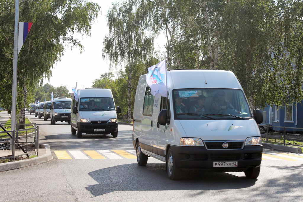 В Гурьевском районе прошли автопробег и акция «Работа в Кузбассе!»