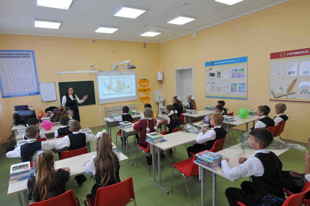 Журавлевская школа переехала в новое современное здание и стала цифровой