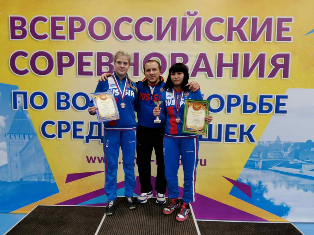 Кузбасские спортсменки заняли победный пьедестал на всероссийских соревнованиях