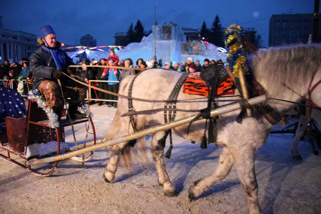 Города Кузбасса начинают подготовку к празднованию Нового года