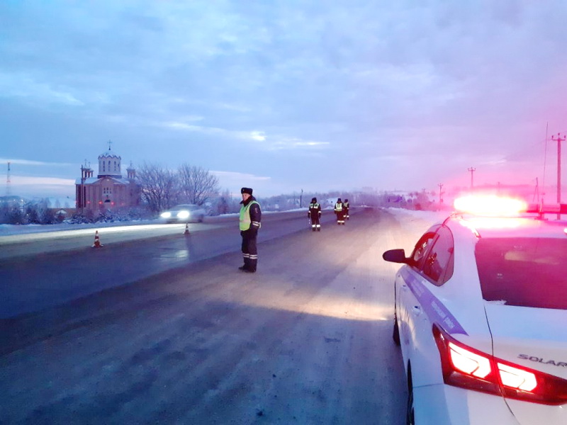 В Кузбассе за праздничные дни сотрудники ГИБДД отстранили от управления около 300 нетрезвых водителей