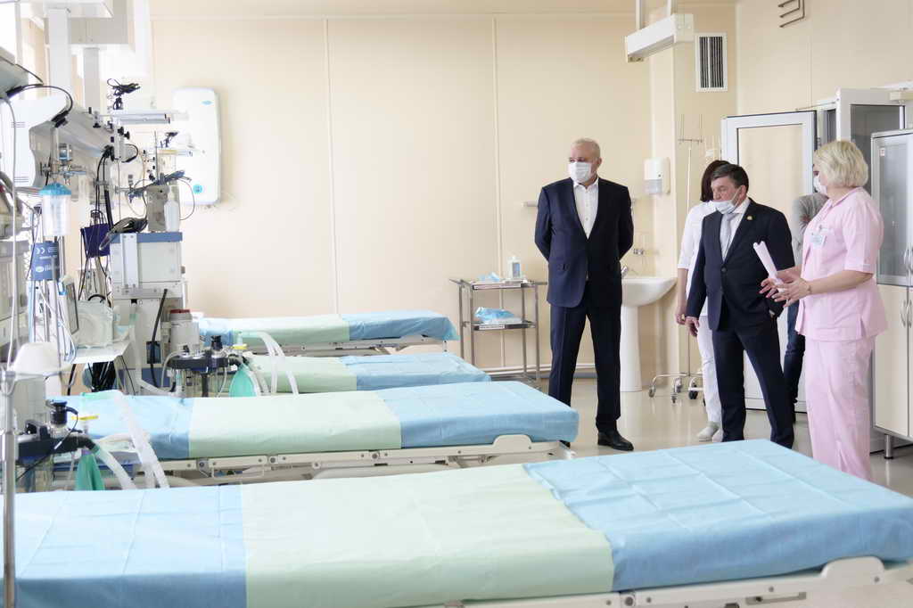 Сергей Цивилев проверил готовность областной больницы к приему пациентов с коронавирусом