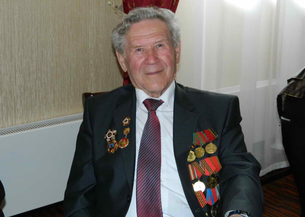 Участник Великой Отечественной войны Иван Лютин из Калтана отметил 95-летие