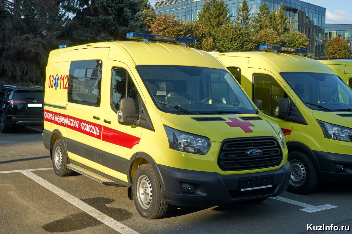 Автопарк отделения скорой медпомощи Яшкинской районной больницы пополнился четырьмя новыми автомобилями