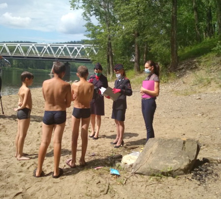 В Междуреченске прошел рейд по выявлению несовершеннолетних, купающихся без сопровождения взрослых