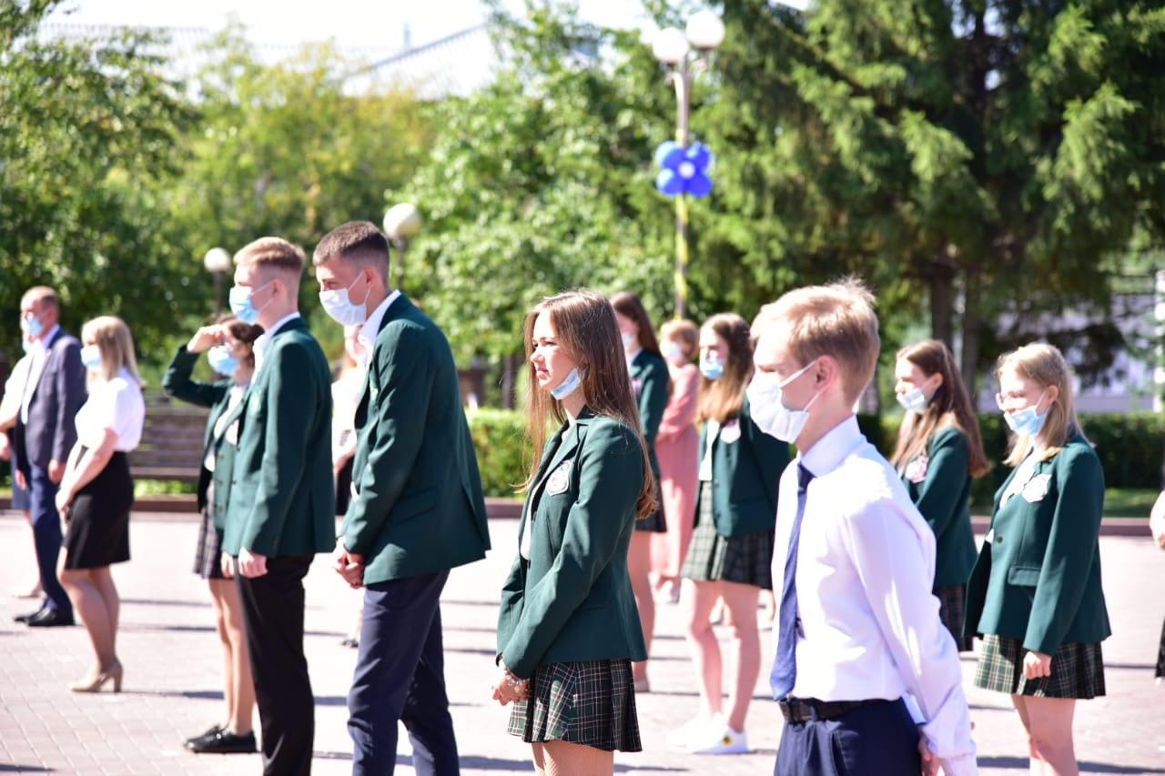 Поздравление губернатора Кузбасса Сергея Цивилева выпускникам школ