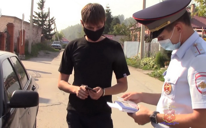 В Гурьевске привлечен к ответственности автолюбитель за оплату 50 штрафов 