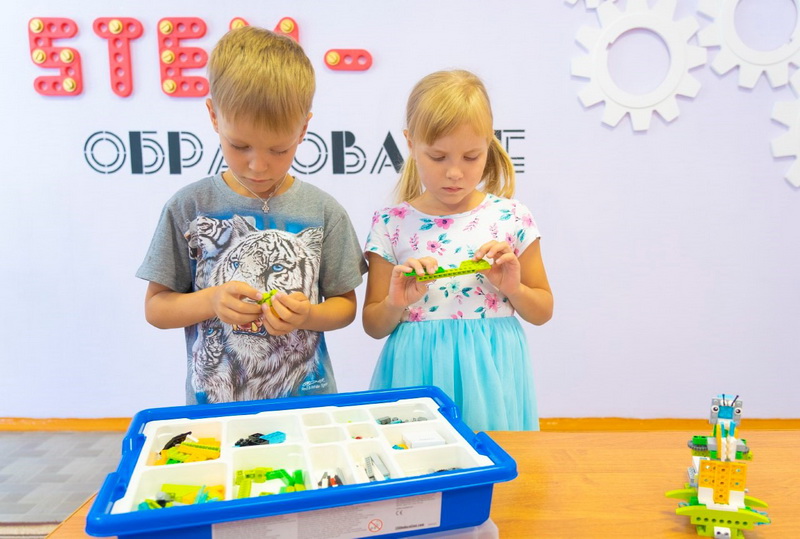 Кабинет STEM-образования открылся в детском саду Междуреченска