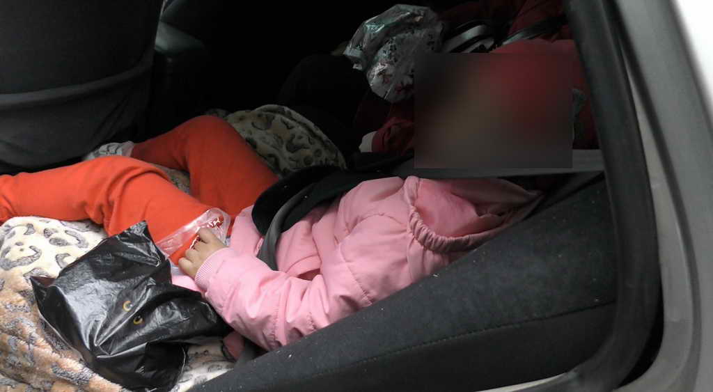 В Новокузнецке инспекторы ГИБДД проверили водителей на соблюдение правил перевозки юных пассажиров