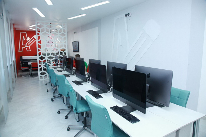 Пять инновационных лабораторий открылись в Юргинском технологическом колледже 