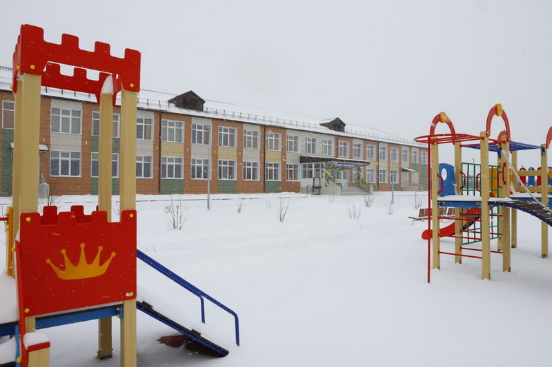 В поселке Трещевский Топкинского округа после ремонта открылась школа