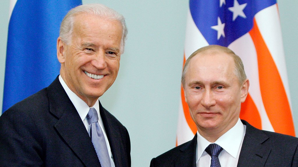 NBC узнал, как Байден называл Путина в частных разговорах