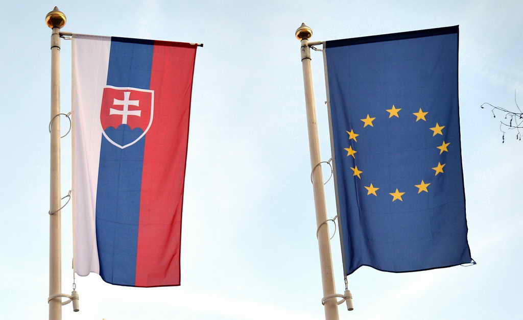 Генпрокурор Словакии: военный договор с США ставит под угрозу суверенитет республики