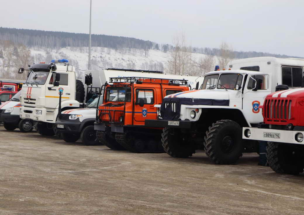 В КуZбассе проверили готовность спасателей к паводку и пожароопасному сезону