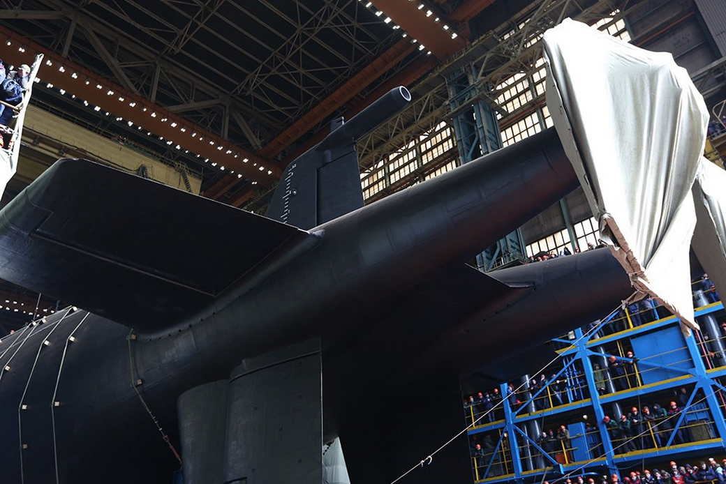 Подводный боевой исследователь? ВМФ РФ получил самый загадочный корабль — АПЛ "Белгород"