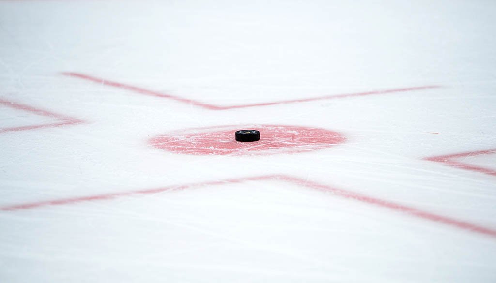 Отобранный у России МЧМ по хоккею отказались спонсировать в Канаде