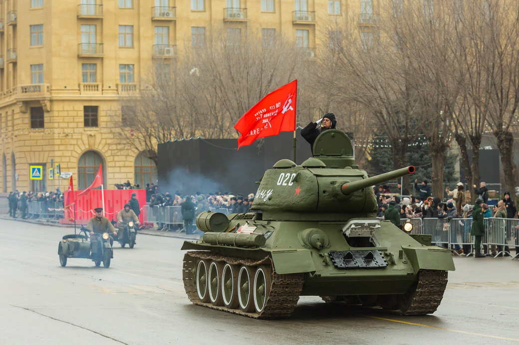 Сергей Цивилев принимает участие в торжествах, посвященных 80-летию победы в Сталинградской битве