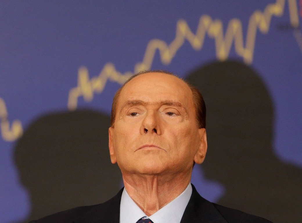 Берлускони раскритиковал Зеленского и предложил США дать Украине деньги в обмен на прекращение огня