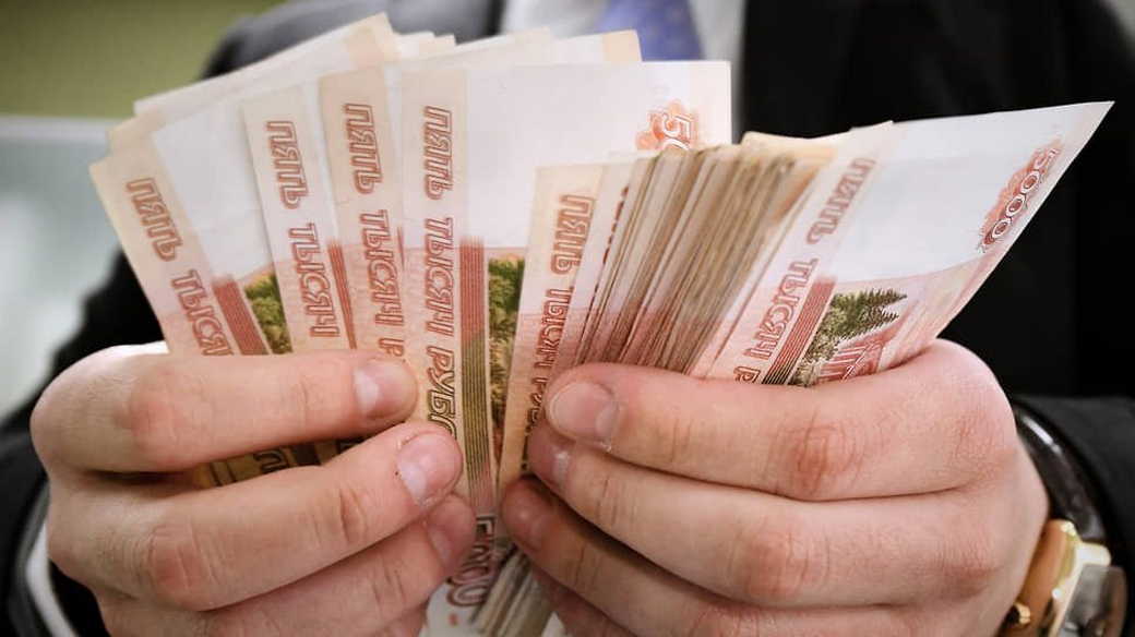 Россиянам разрешили переводить между своими счетами бесплатно до 30 млн рублей