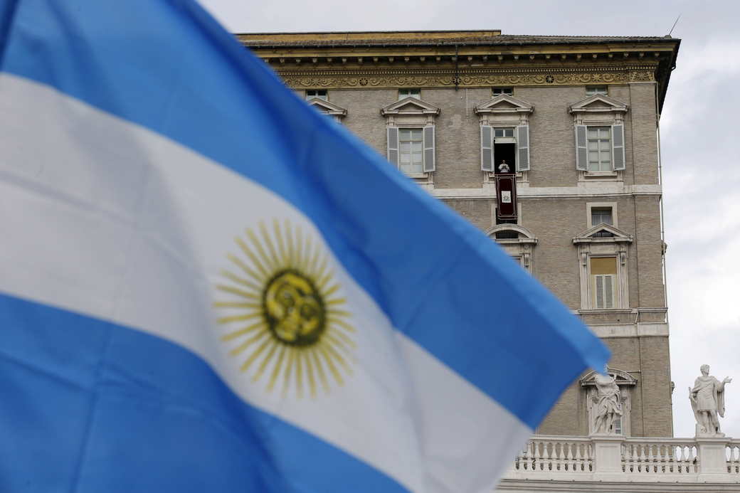 Аргентина отказалась принять судно с российским сжиженным газом