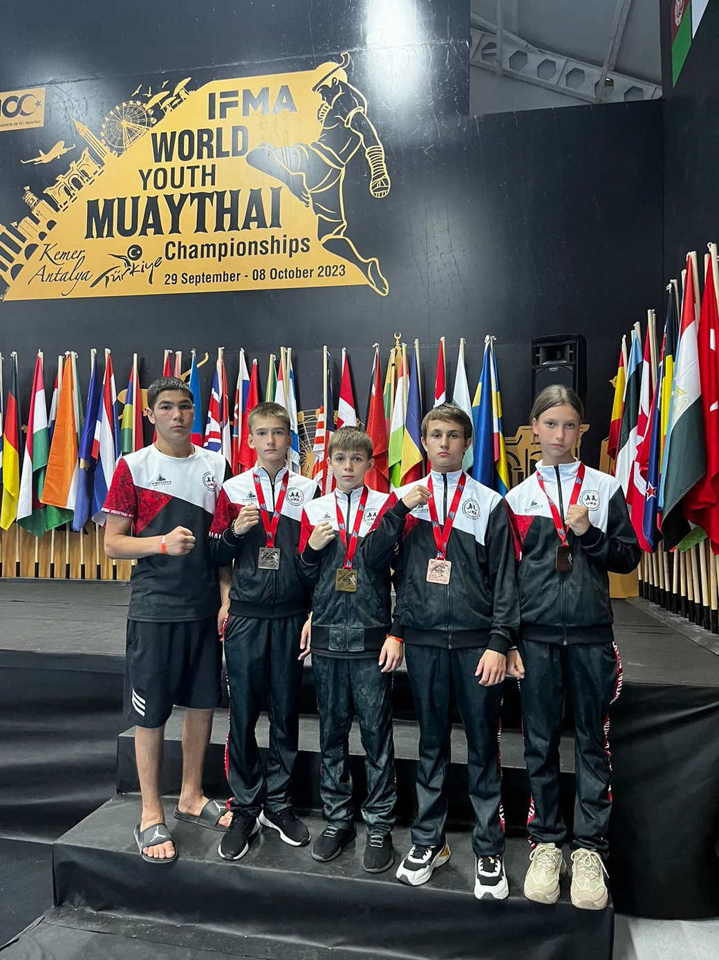 Кузбассовцы завоевали 4 медали на первенстве мира по тайскому боксу