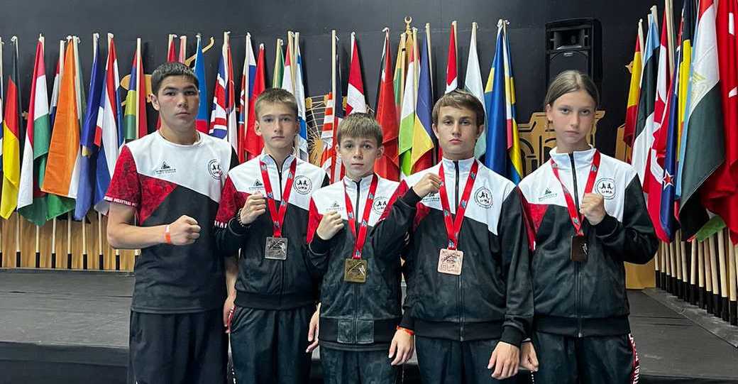 Кузбассовцы завоевали 4 медали на первенстве мира по тайскому боксу