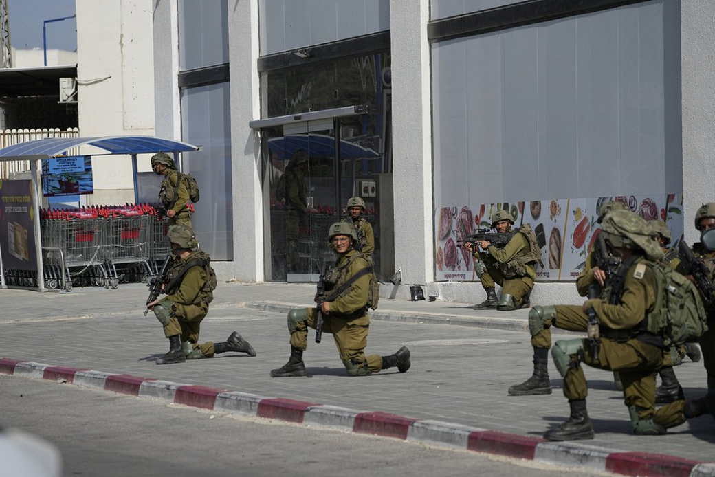 ЦАХАЛ назвал неизбежной наземную операцию в Газе, если ХАМАС не сложит оружие