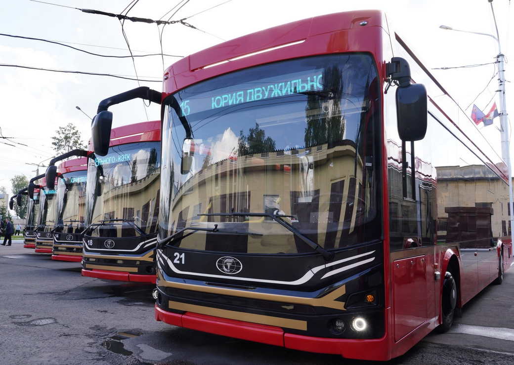 Сергей Цивилев: весной 2024 года полностью обновим троллейбусный парк в Кемерове