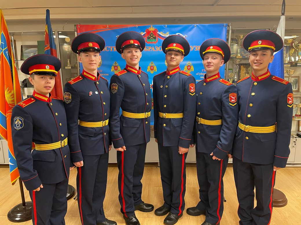 Кузбасские кадеты отправились на Кремлевский благотворительный бал