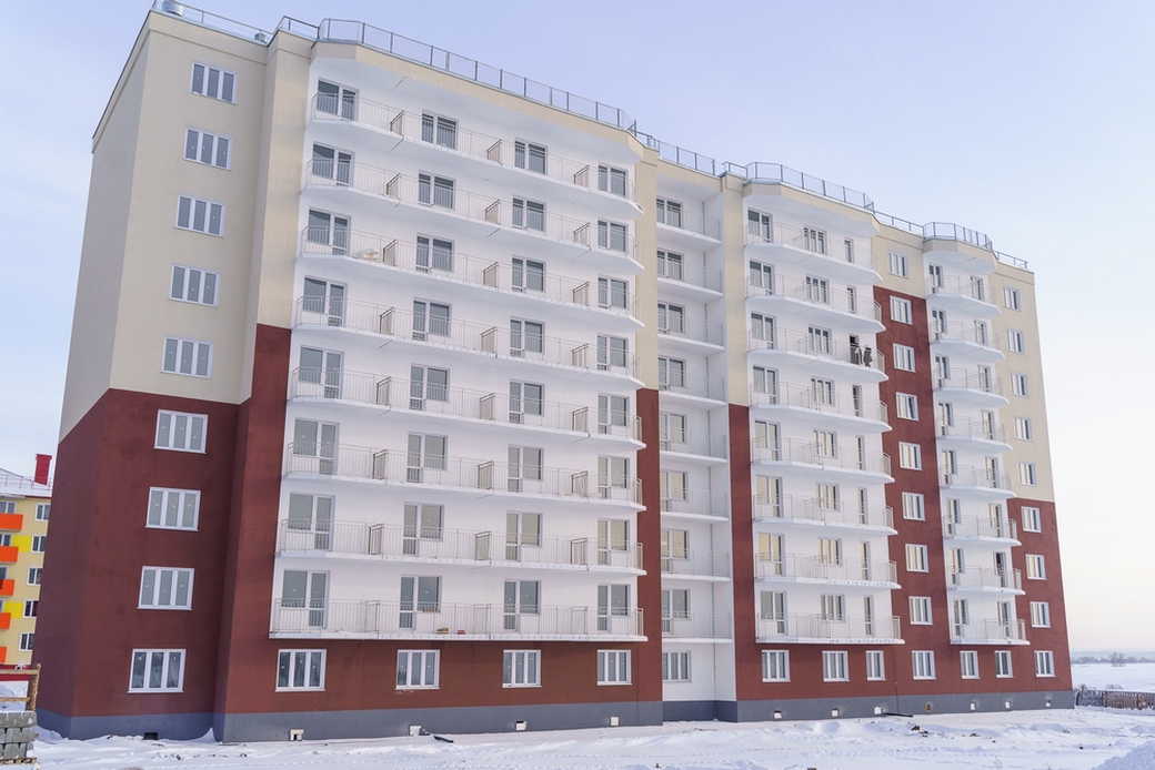 В КуZбассе по нацпроекту сдали девятиэтажный дом для льготников
