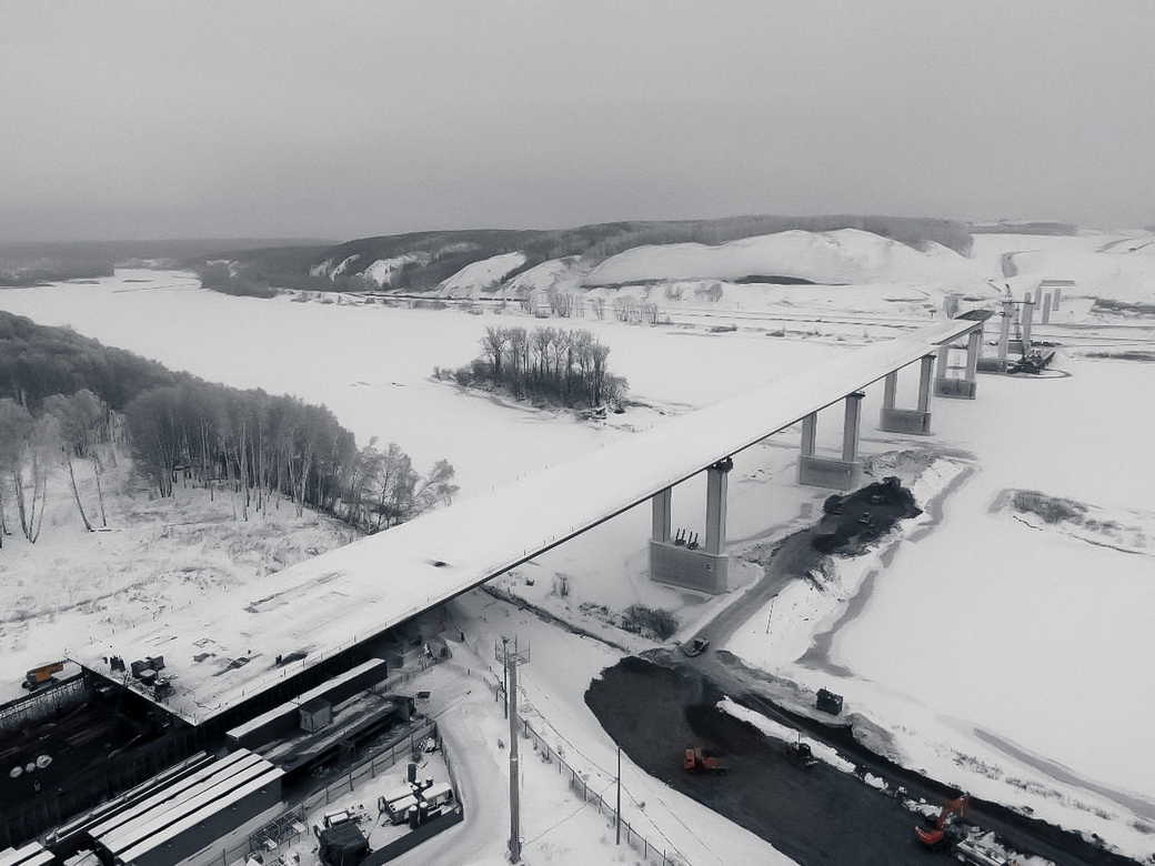 В КуZбассе завершился шестой этап надвижки пролетов моста через реку Томь