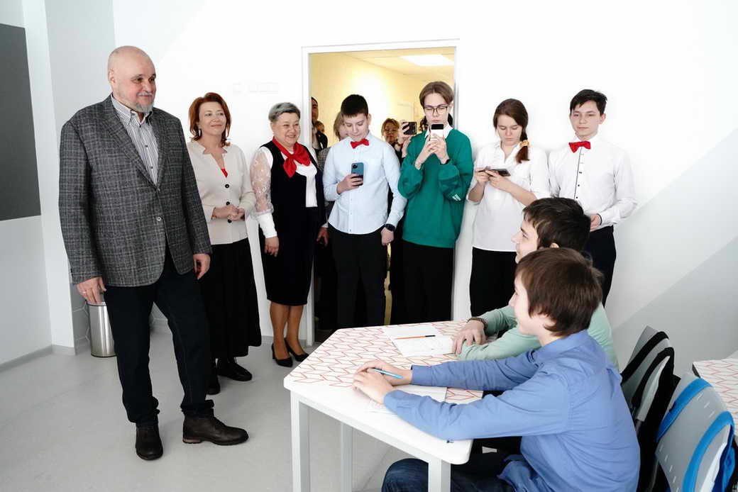 Сергей Цивилев поручил разработать умную систему в первой энергоэффективной школе КуZбасса