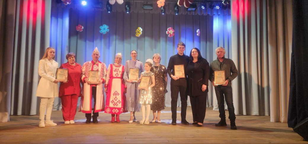 Жители КуZбасса активно участвуют в фестивале-конкурсе «Поем всей семьей»