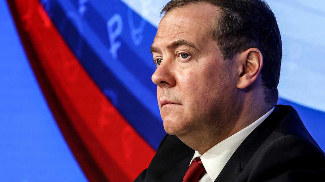 Медведев обратился к причастным к теракту в «Крокусе»: «Ждите, ублюдки»