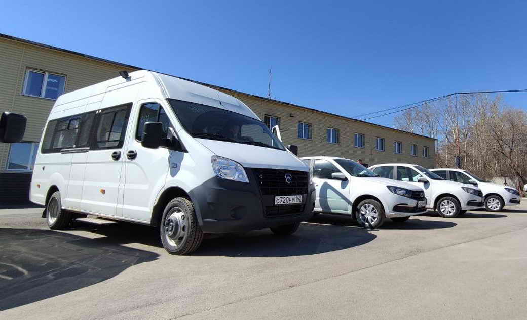 В КуZбасс прибыли новые машины для доставки пациентов на гемодиализ