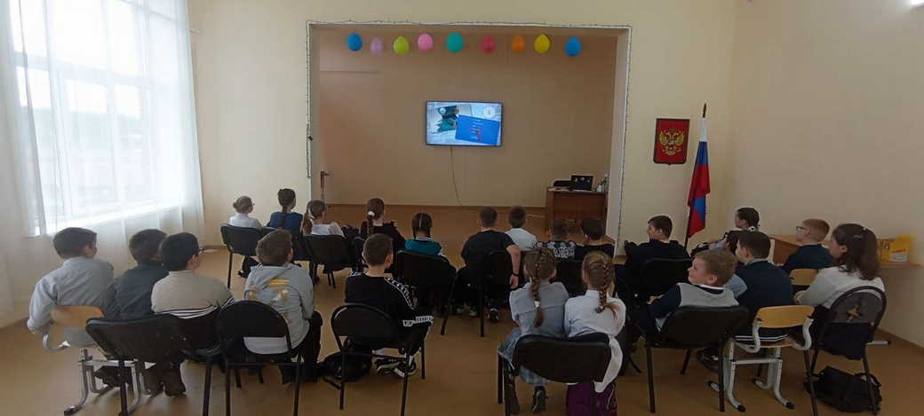 Цикл мероприятий по кибербезопасности прошел в Юргинском муниципальном округе