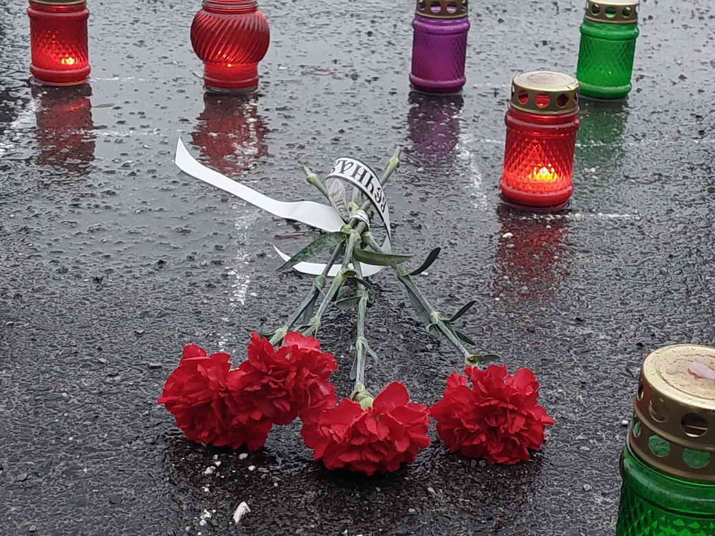 Кузбассовцы почтили память погибших в «Крокус Сити Холле»