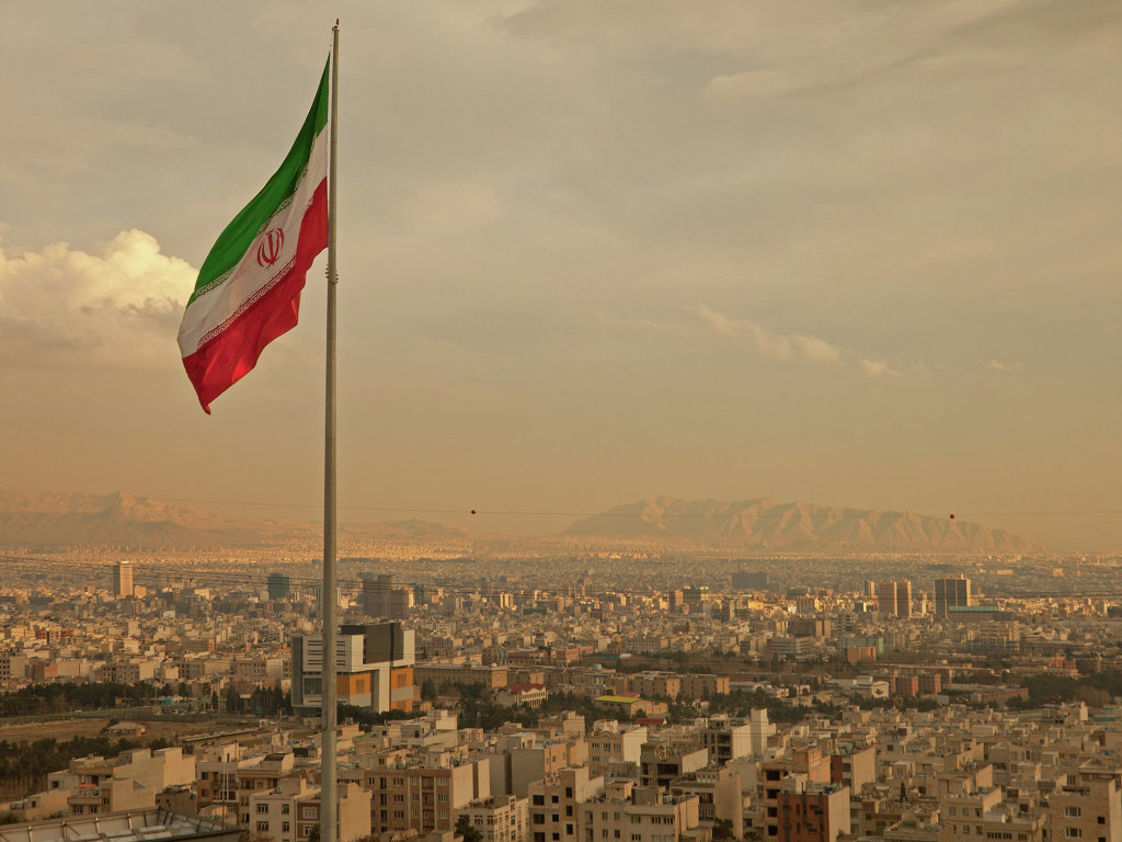 СМИ: в Иране заблокировали Instagram-аккаунт, пропагандирующий роскошь