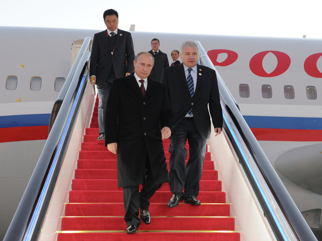 Путин: взаимодействие РФ и КНР важно для международной стабильности
