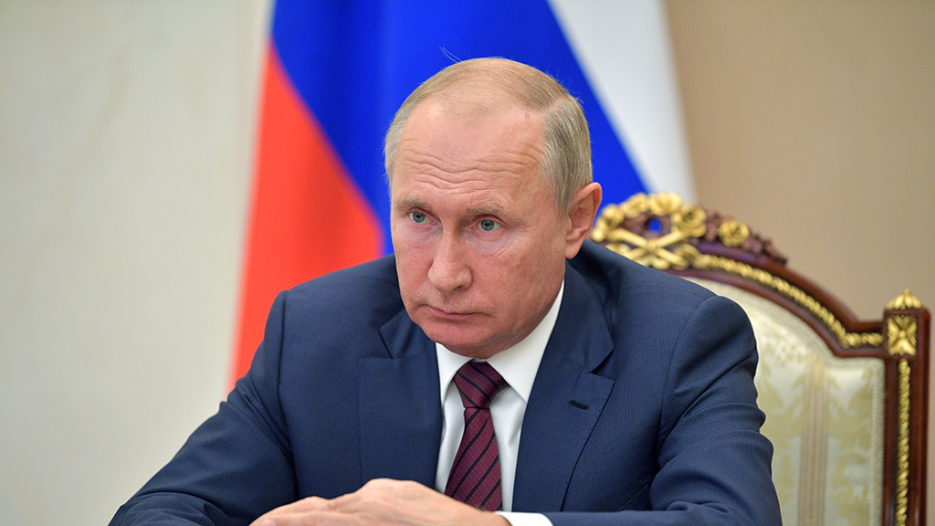 Путин заверил в способности ФСБ защитить Россию от угроз из Сирии